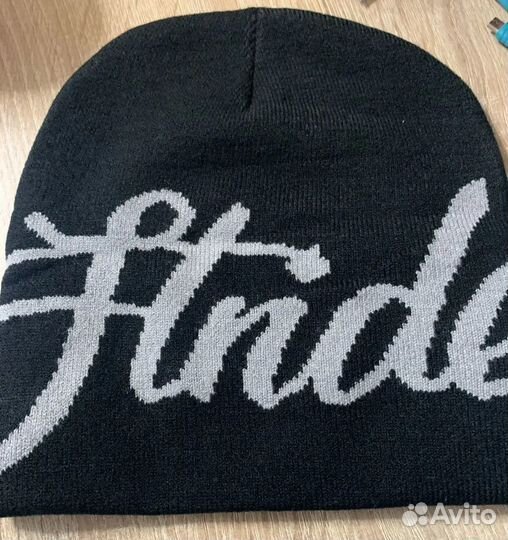 Шапка y2k archive