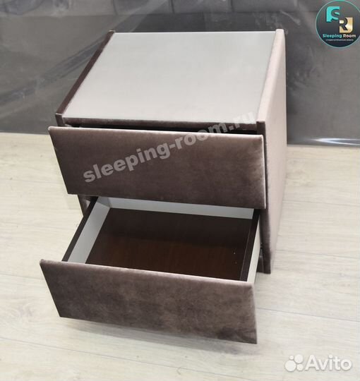 Тумба прикроватная