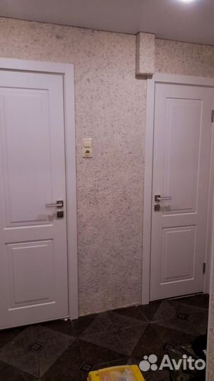 Двери межкомнатные из массива