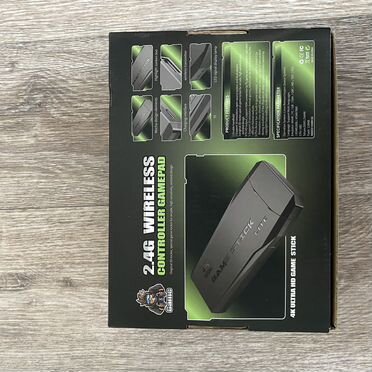 Игровая консоль