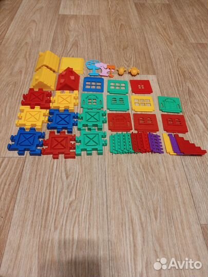 Конструктор пластиковый