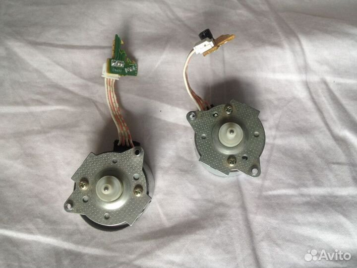 Запчасти и аксессуары для аудиотехники