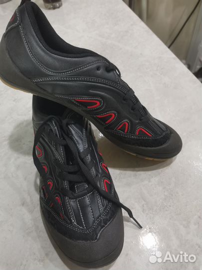 Кроссовки мужские 42 размер новые