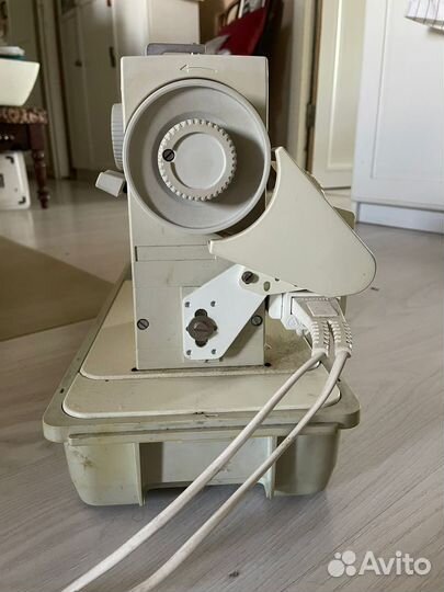 Швейная машинка