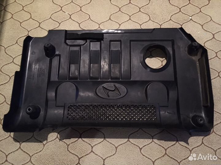 Декоративная крышка двигателя Hyundai Sonata