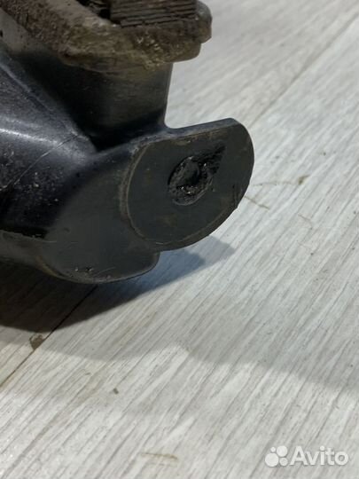 Радиатор охлаждения двигателя основной Nissan alme