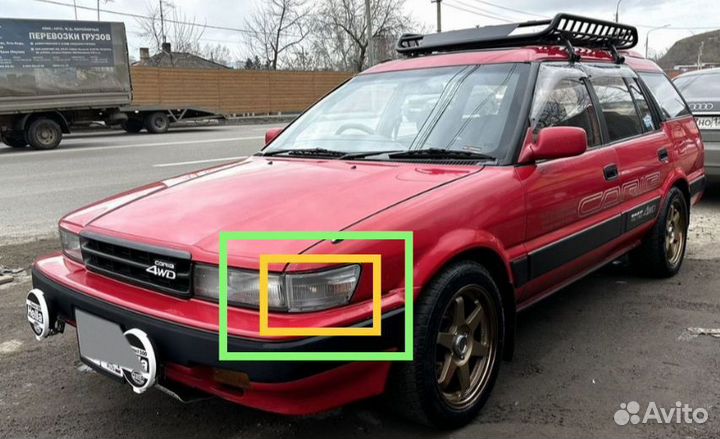 Левый фонарик