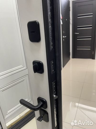 Дверь С Зеркалом В наличии