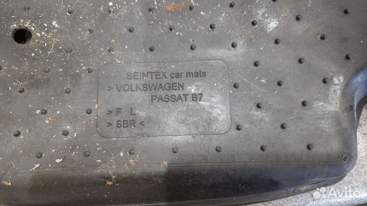 Комплект ковриков в салон для VW Passat B6 B7