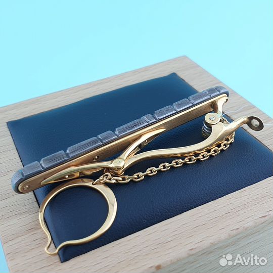 Зажим для галстука из желтого золота с бриллиантам