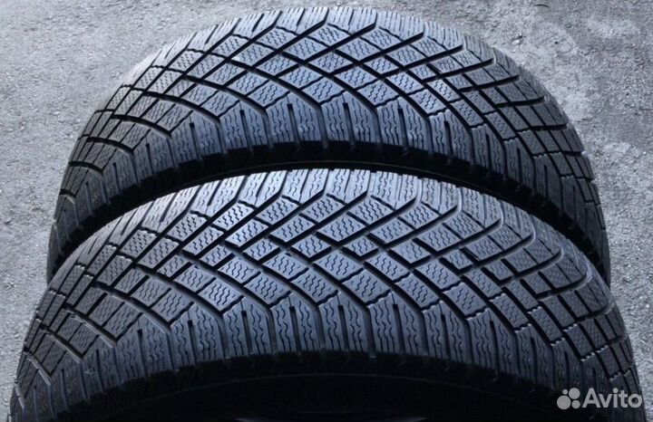 Continental ContiVikingContact 7 245/50 R19