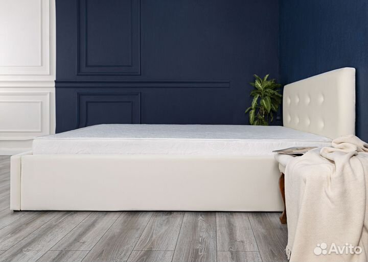 Кровать с матрасом 140х200 новая Роза