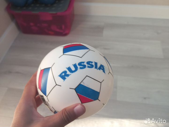 Футбольный мяч