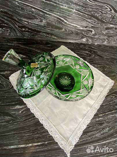 Ваза с крышкой Немецкая