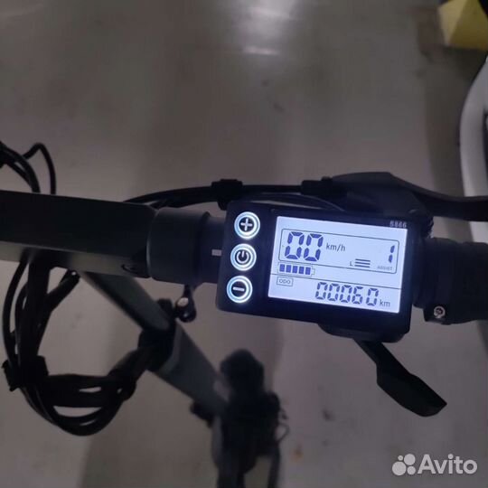 Электросамокат hiper Model B2