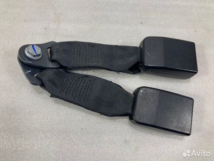 Ответная часть ремня безопасности Renault Duster