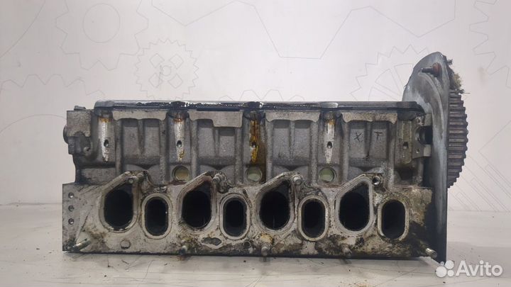 Головка блока (ГБЦ) Renault Trafic, 2006