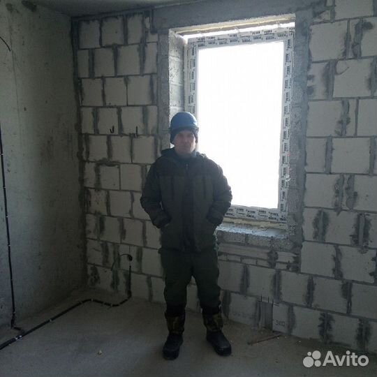 Сварщик, разный рабочий, бригадир, мастер