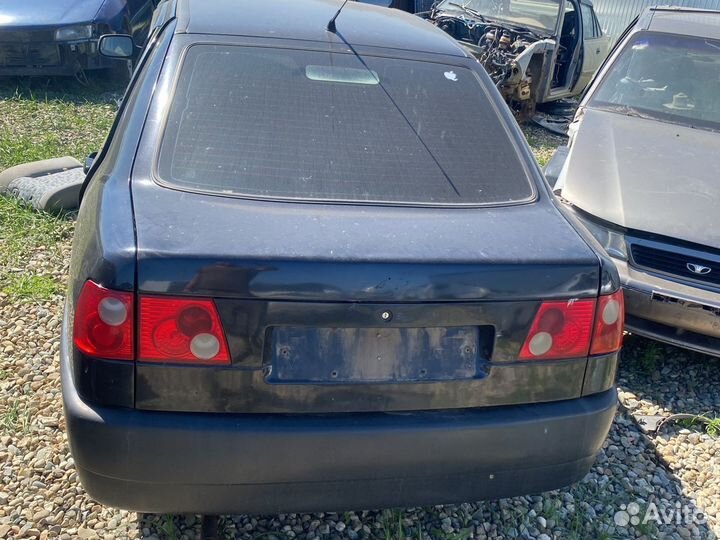 Крышка багажника Chery Amulet A15