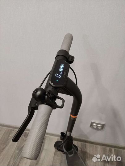 Электросамокат Ninebot KickScooter E2 2023 г/в