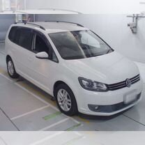 Volkswagen Touran 1.4 AMT, 2014, 84 000 км, с пробегом, цена 895 000 руб.