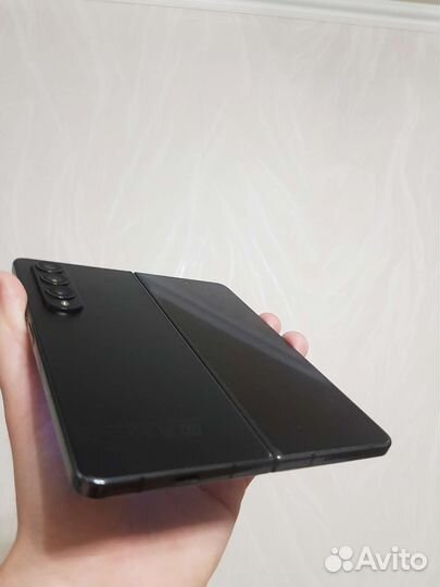 Samsung galaxy z fold 4