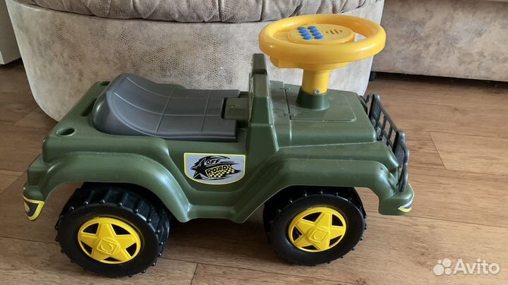 Машинка-каталка