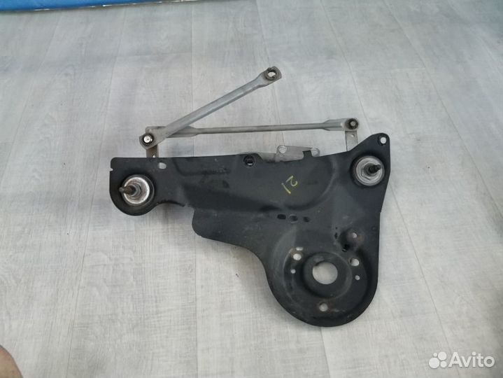 Трапеция стеклоочистителей передняя Ford Fusion