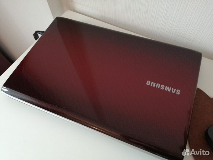Ноутбук Samsung R730