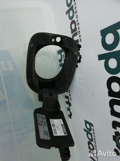 Лючок бензобака 8R0 809 999 B Audi Q5