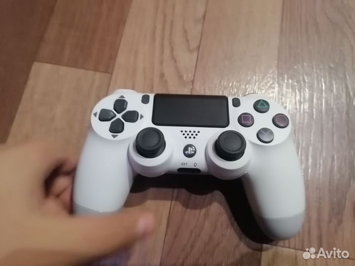 Gamepad PS 4 White