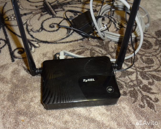 Продаю wifi роутер