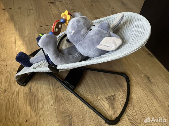 Шезлонг babybjorn оригинал с игрушкой