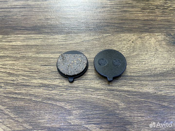 Тормозные колодки для электросамоката Kugoo M4