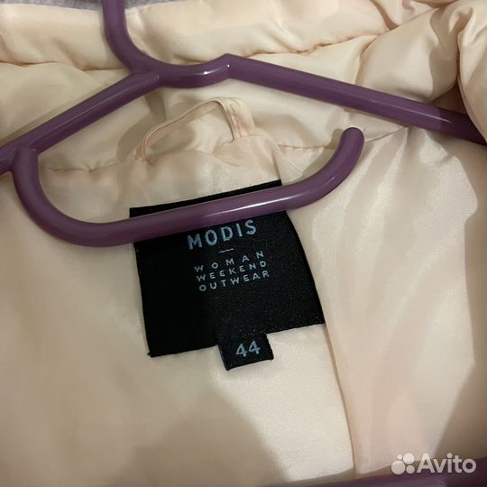 Ветровка женская