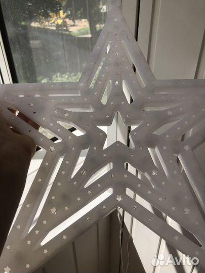 Новогодняя елка и игрушки