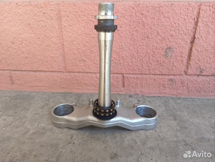 Траверса низ yamaha r6 05