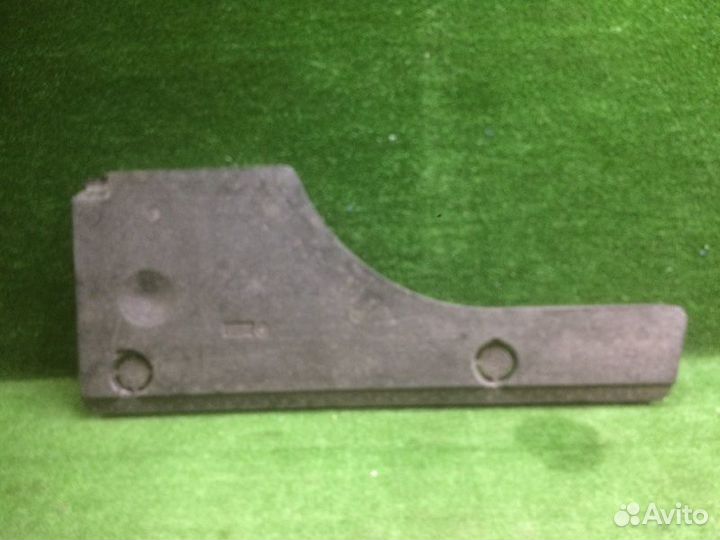 Пенопласт багажника задний Ford Focus 2 2005-2011