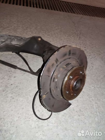 Задний рычаг на мерседес вито виано 639