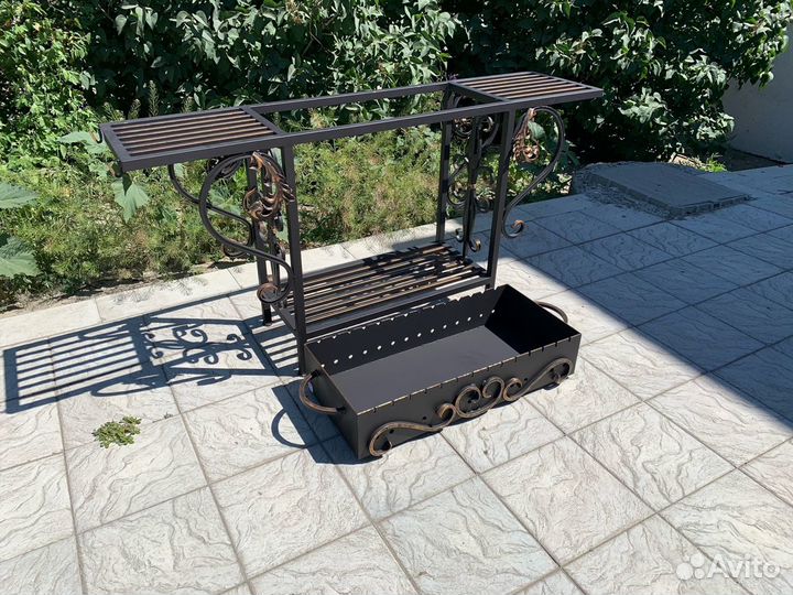 Мангал с полками Хол/Ковка арт.0115