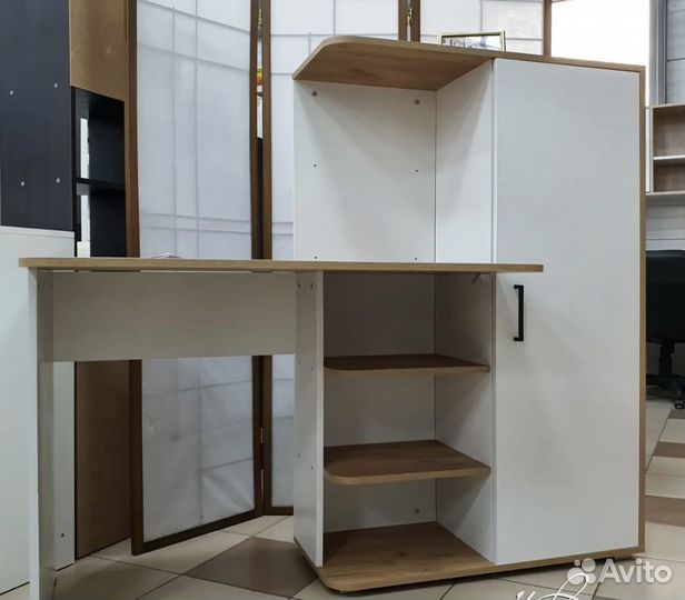 Письменный стол новый