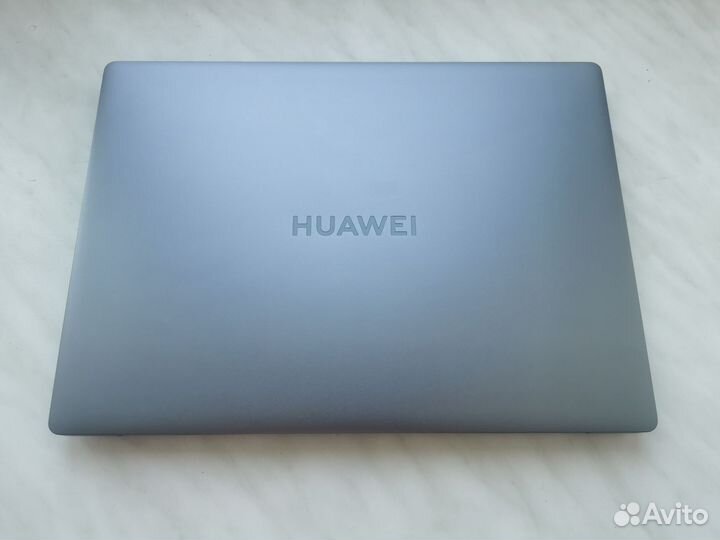 Huawei matebook d14