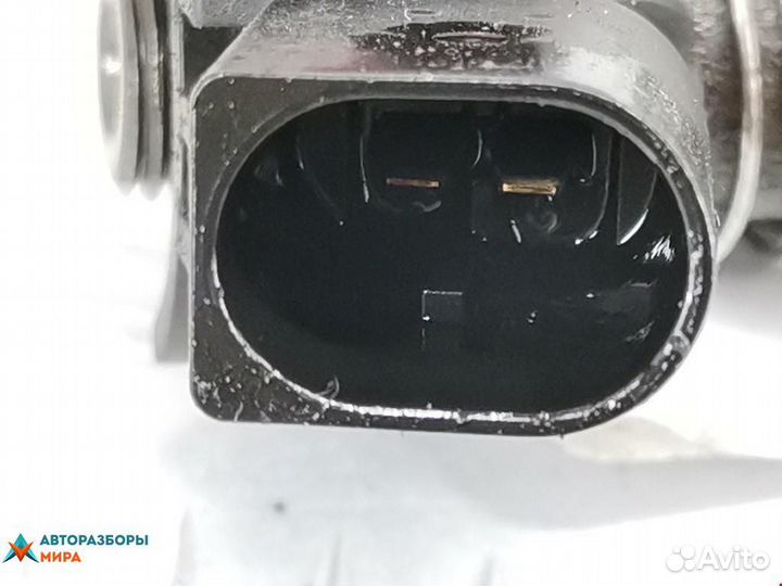 Форсунка BMW 3 E90/E91/E92/E93 2005 13537792721