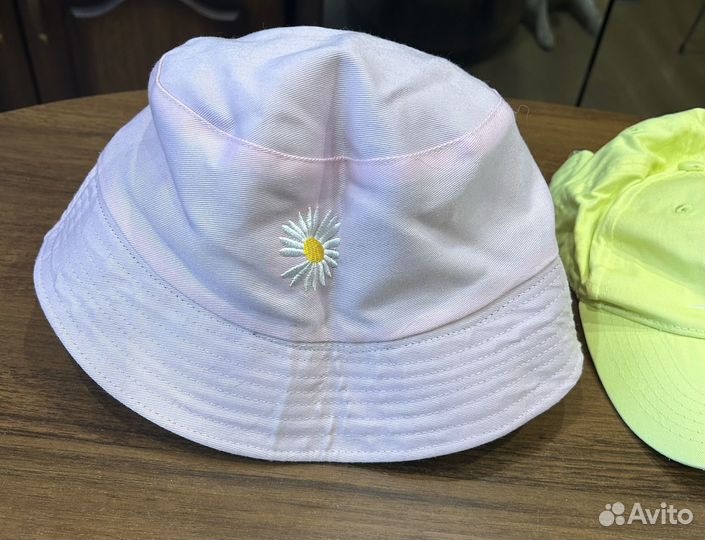 Панама и кепка