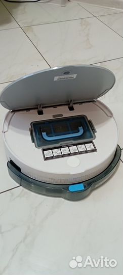 Робот пылесос