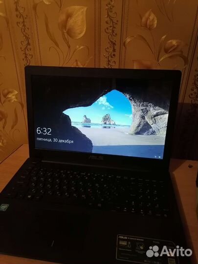 Ноутбук asus