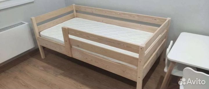 Детская кровать новая