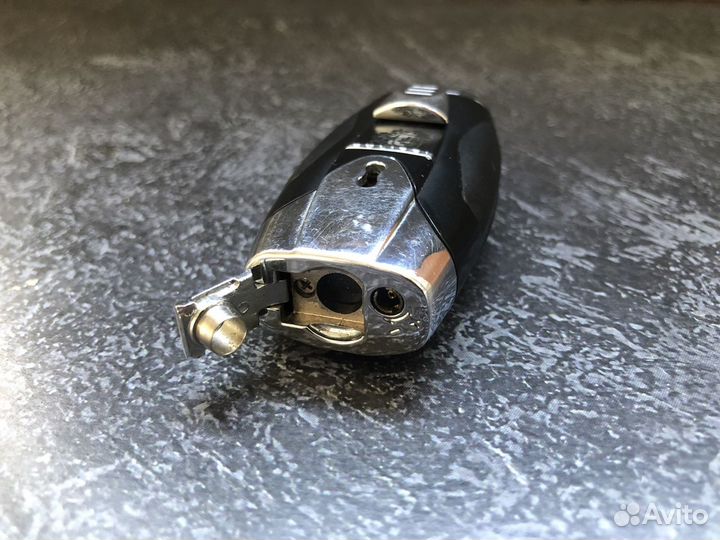 Сигарная турбо зажигалка colibri. оригинал