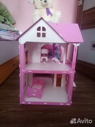 Домик кукольный