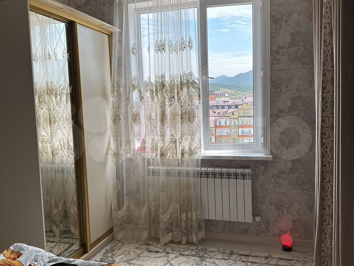 3-к. квартира, 76 м², 11/12 эт.